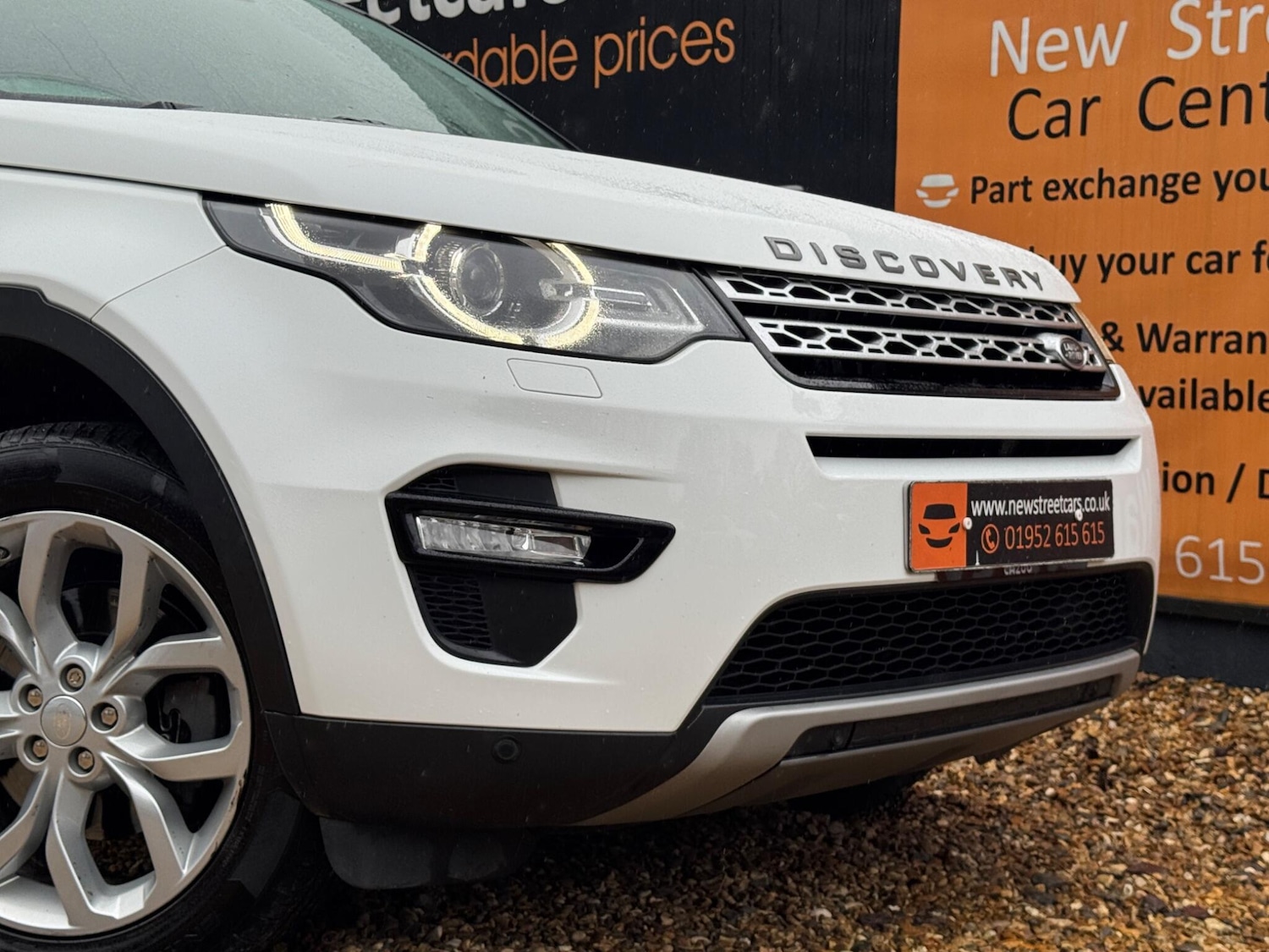 Used Land Rover Discovery Sport 2017 for sale - 76549788: Photo 80