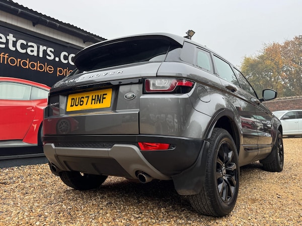 Used Land Rover Range Rover Evoque 2017 for sale - 76251249: Photo 11