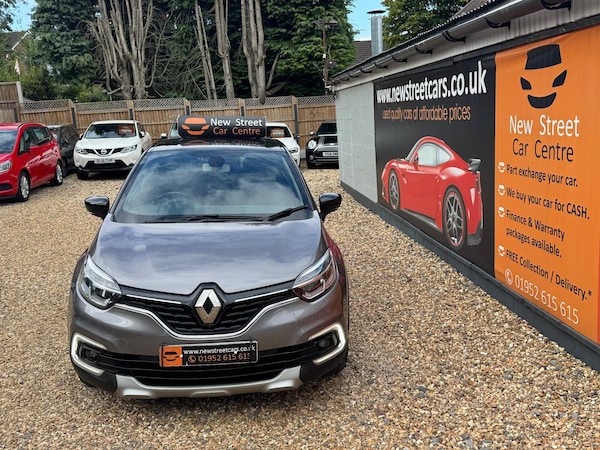 Used Renault Captur 2017 for sale - 75257212: Photo 2