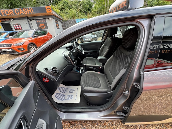 Used Renault Captur 2017 for sale - 75257212: Photo 31