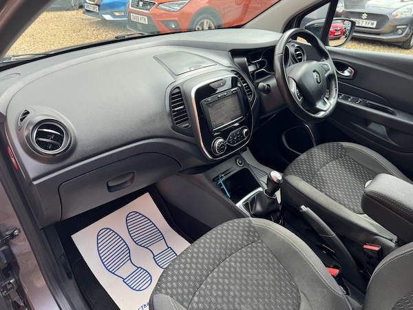 Used Renault Captur 2017 for sale - 75257212: Photo 35