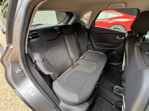 Used Renault Captur 2017 for sale - 75257212: Photo 36