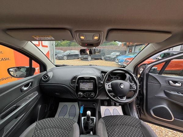 Used Renault Captur 2017 for sale - 75257212: Photo 3