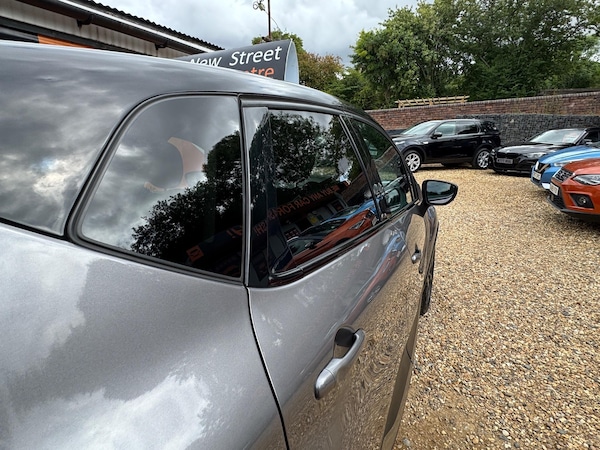 Used Renault Captur 2017 for sale - 75257212: Photo 47