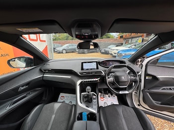 Used Peugeot 3008 2019 for sale - 75977656: Photo 2