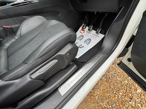 Used Peugeot 3008 2019 for sale - 75977656: Photo 41