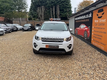 Used Land Rover Discovery Sport 2017 for sale - 76246916: Photo 4
