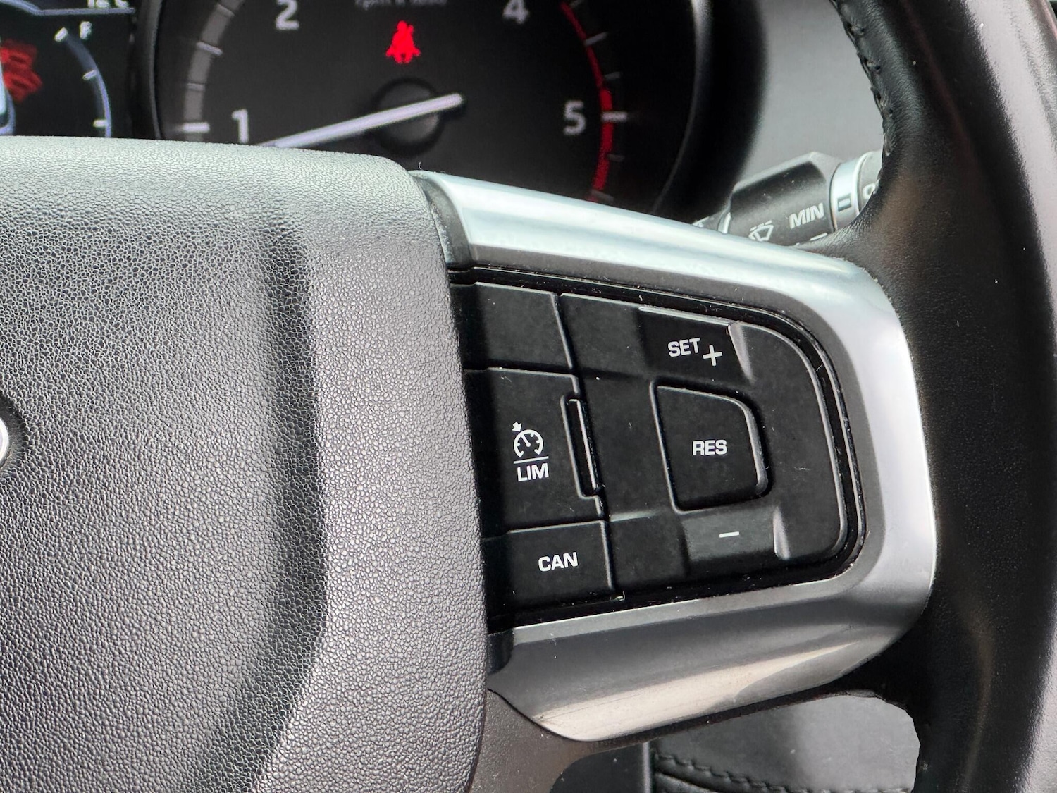 Used Land Rover Discovery Sport 2017 for sale - 76246916: Photo 57