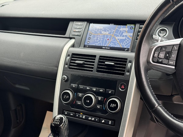 Used Land Rover Discovery Sport 2017 for sale - 76246916: Photo 60