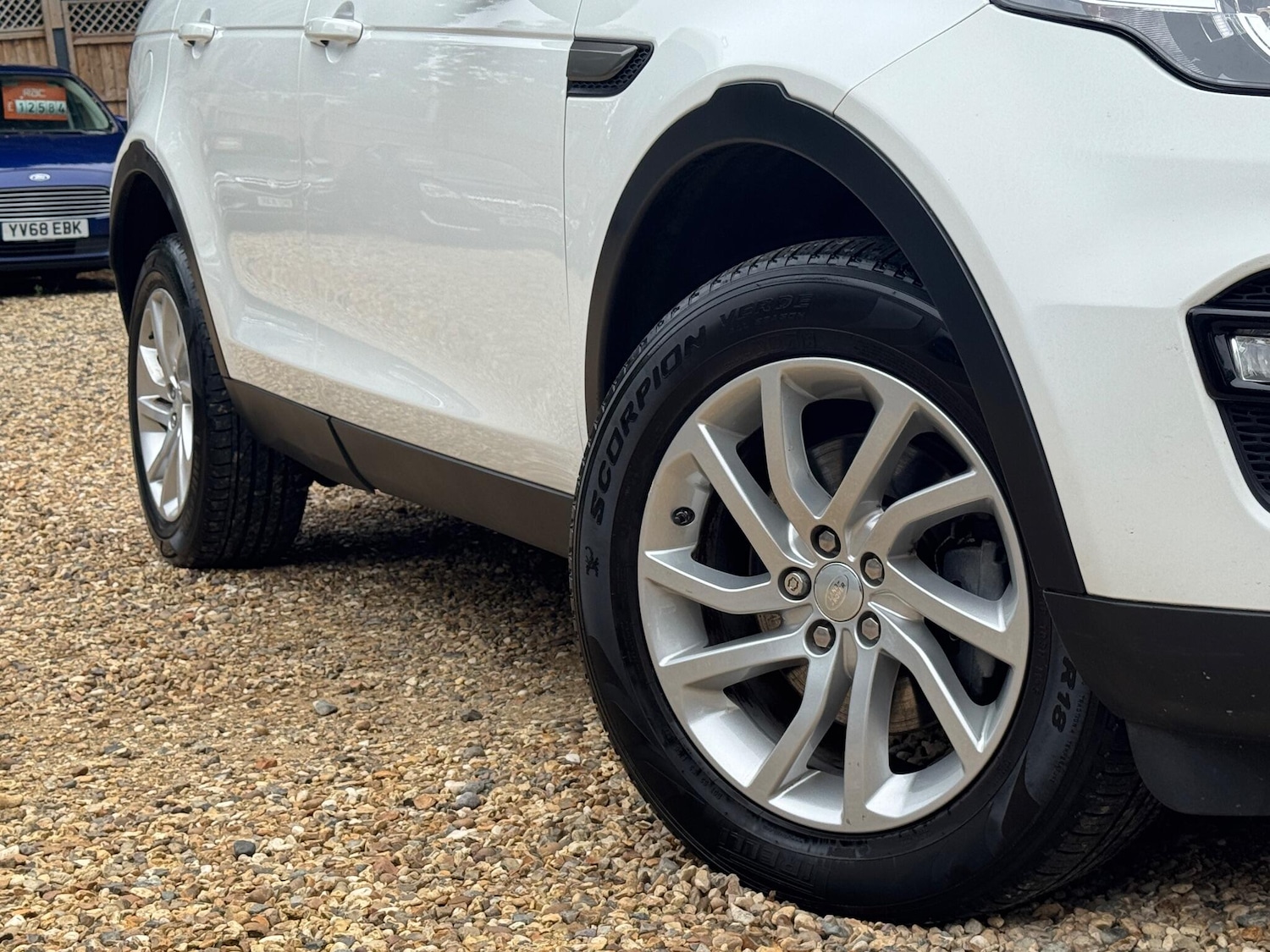 Used Land Rover Discovery Sport 2017 for sale - 76246916: Photo 74