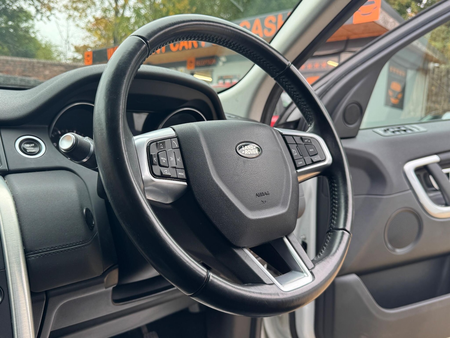 Used Land Rover Discovery Sport 2017 for sale - 76246916: Photo 8