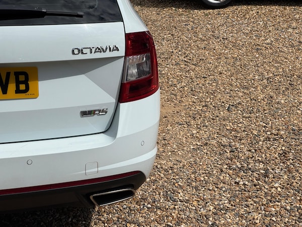 Used Skoda Octavia 2015 for sale - 75458750: Photo 15