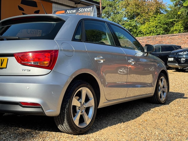 Used Audi A1 2017 for sale - 75449615: Photo 9