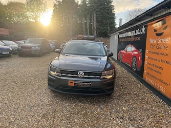 Used Volkswagen Tiguan 2017 for sale - 76409544: Photo