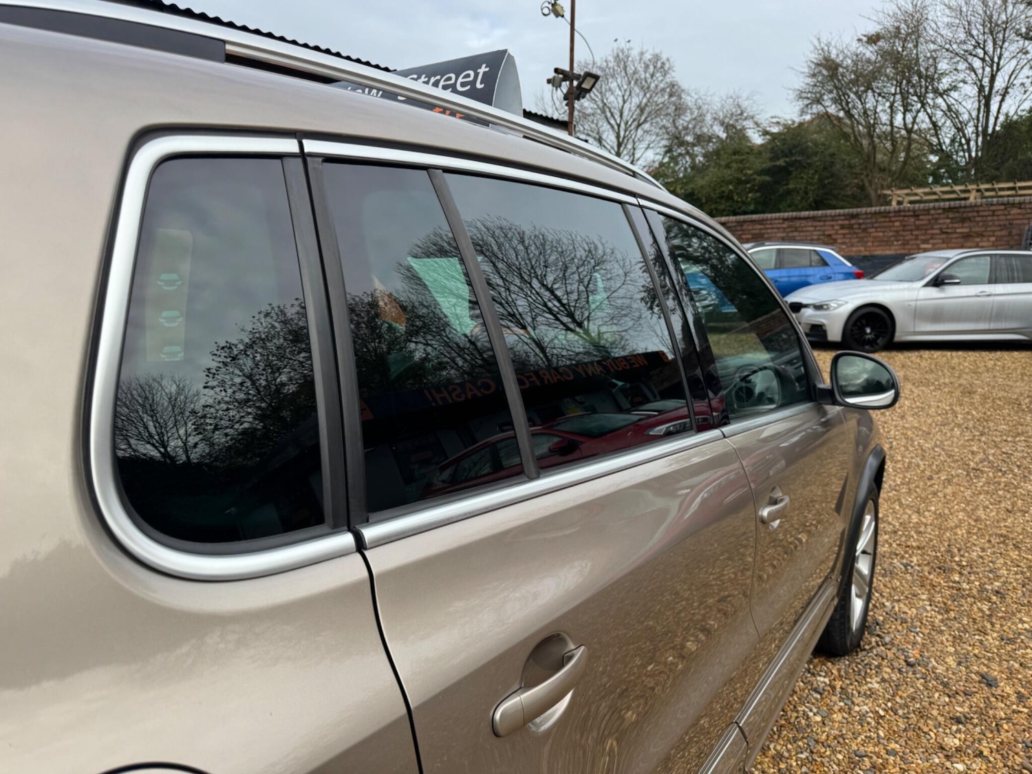 Used Volkswagen Tiguan 2016 for sale - 76714440: Photo 43