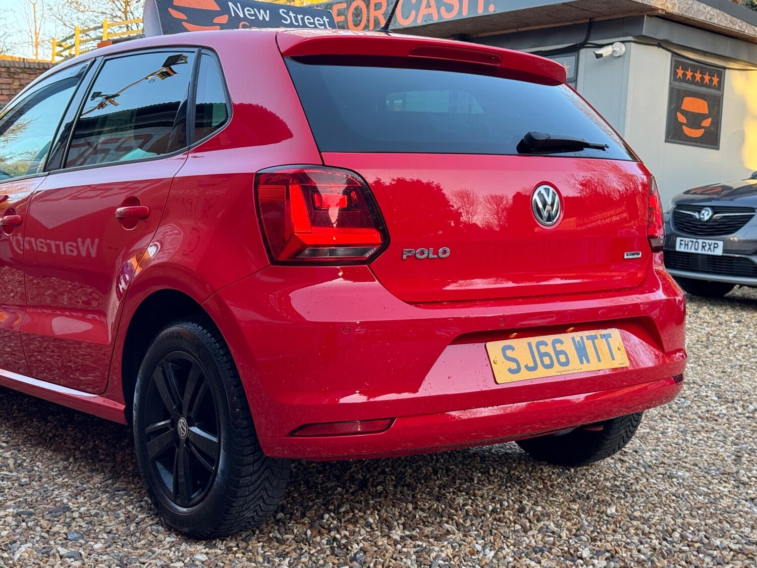 Used Volkswagen Polo 2017 for sale - 77940717: Photo 14