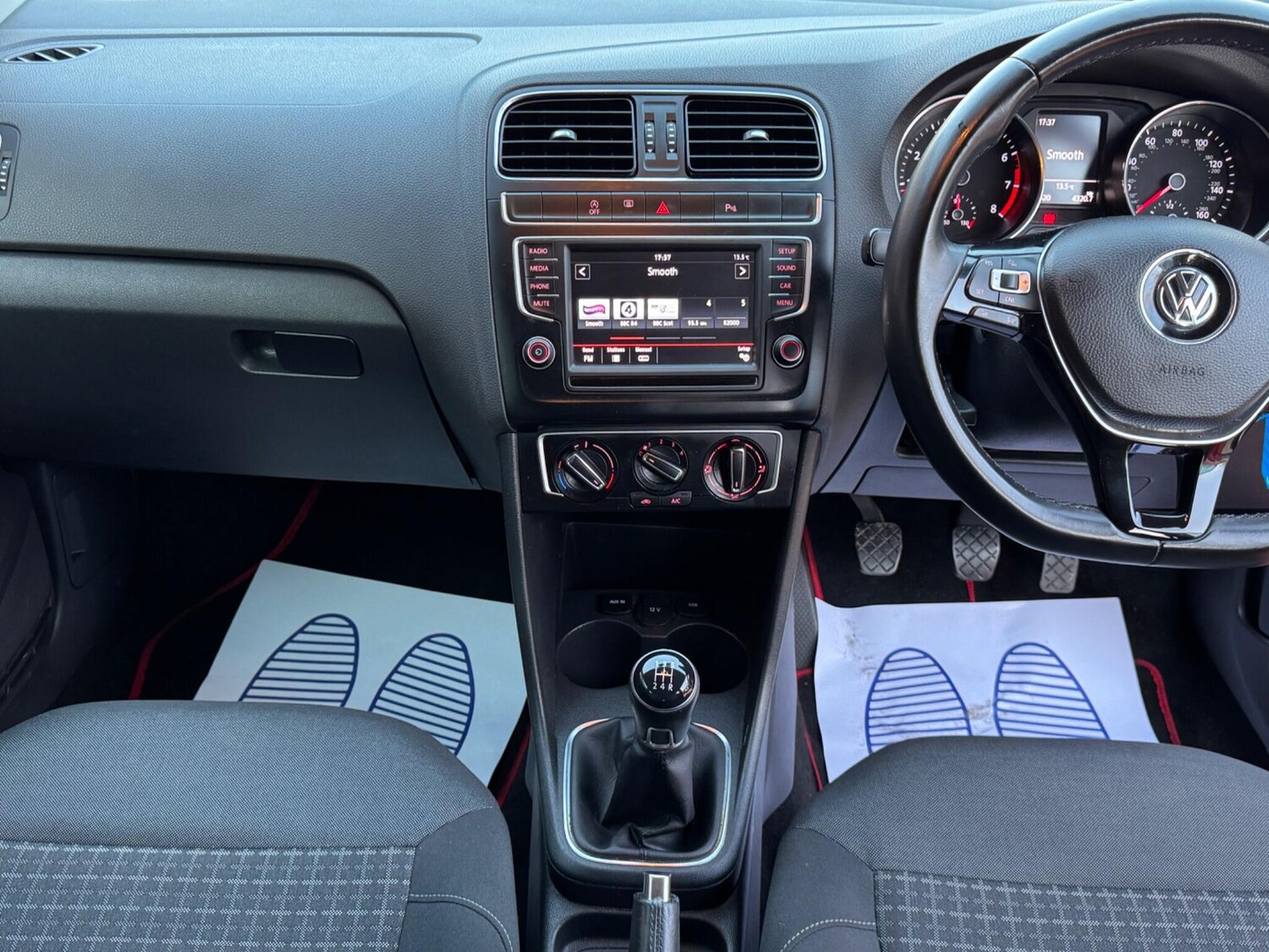 Used Volkswagen Polo 2017 for sale - 77940717: Photo 38