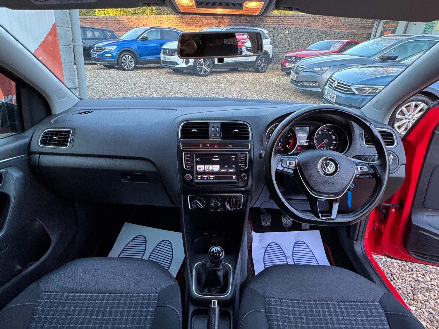 Used Volkswagen Polo 2017 for sale - 77940717: Photo 39