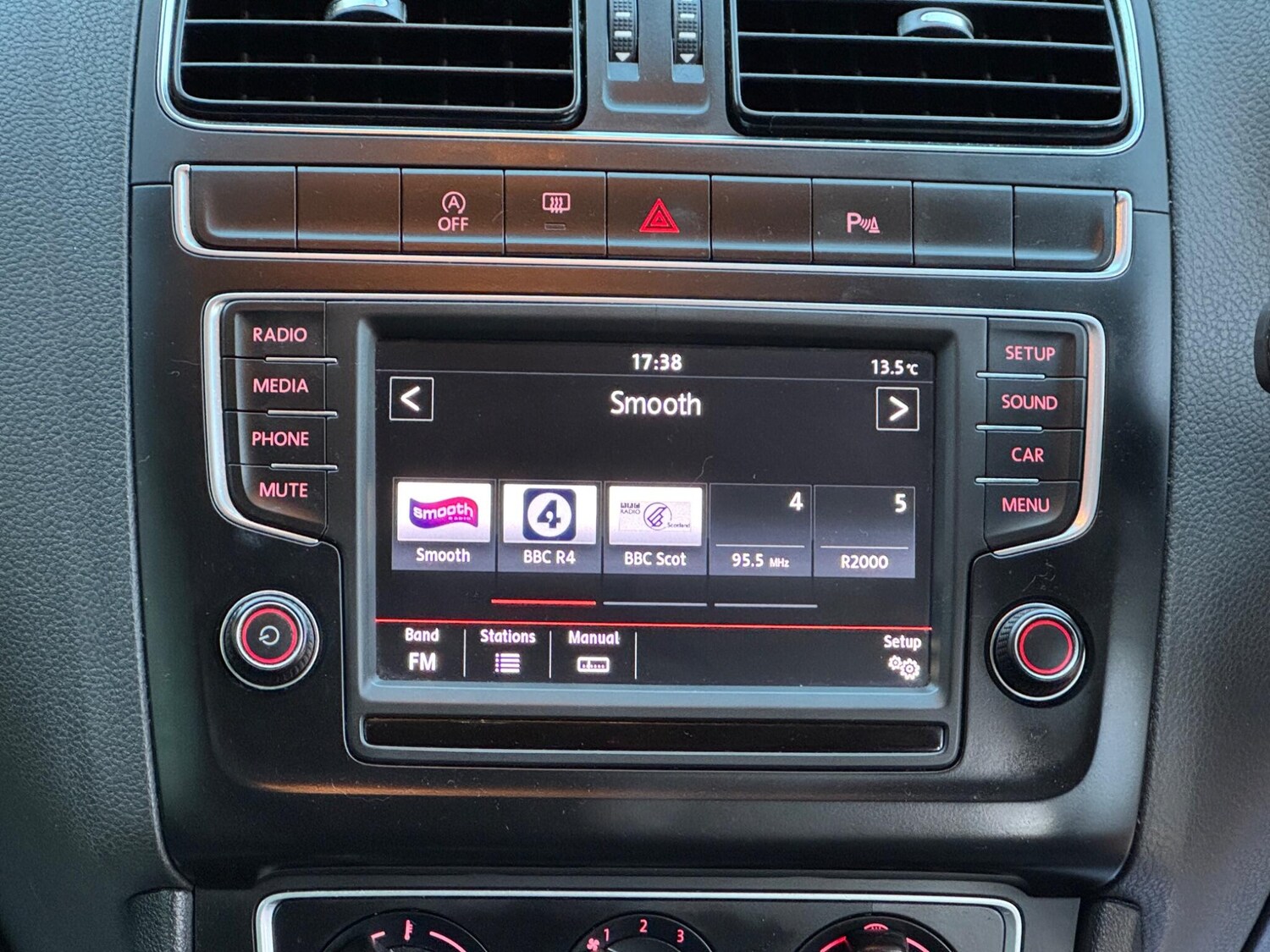 Used Volkswagen Polo 2017 for sale - 77940717: Photo 44