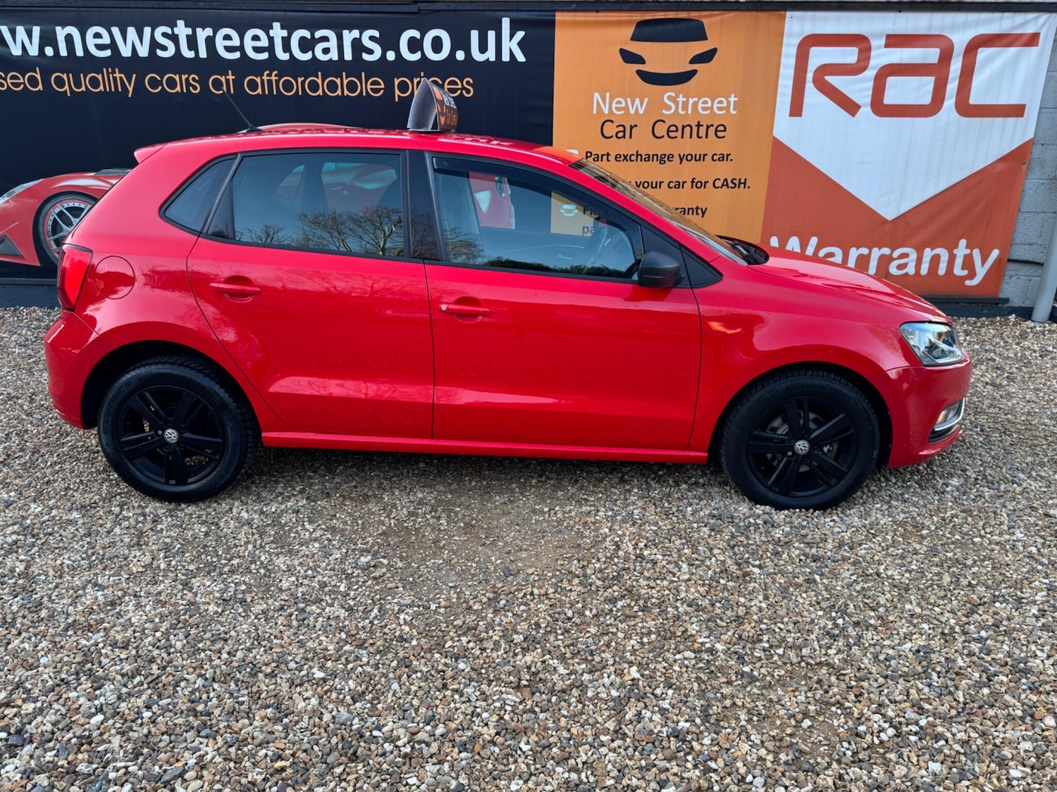 Used Volkswagen Polo 2017 for sale - 77940717: Photo 5