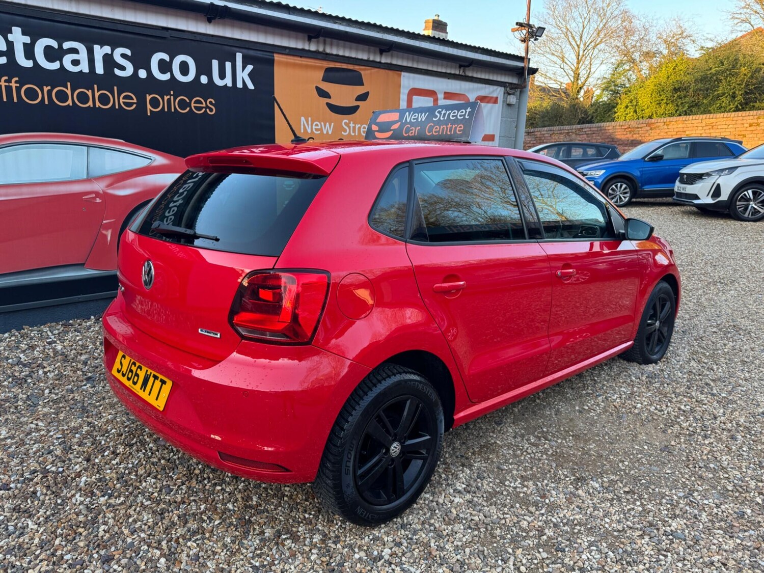 Used Volkswagen Polo 2017 for sale - 77940717: Photo 6