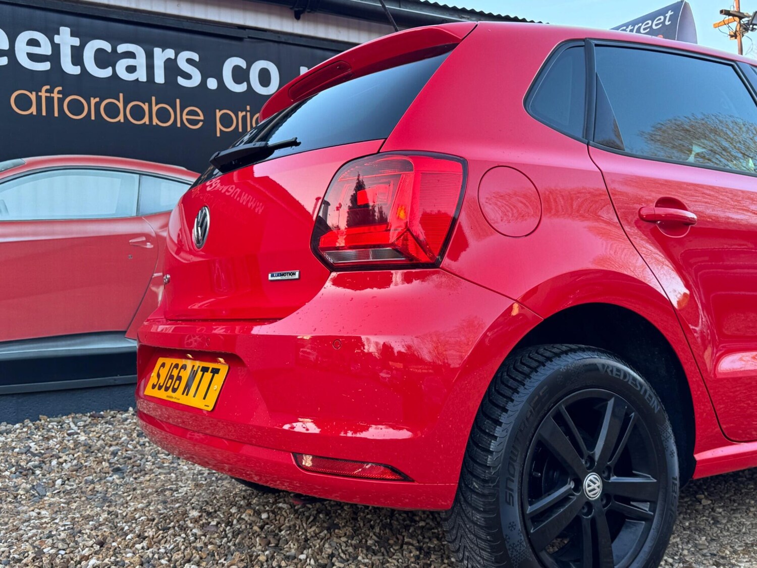 Used Volkswagen Polo 2017 for sale - 77940717: Photo 9