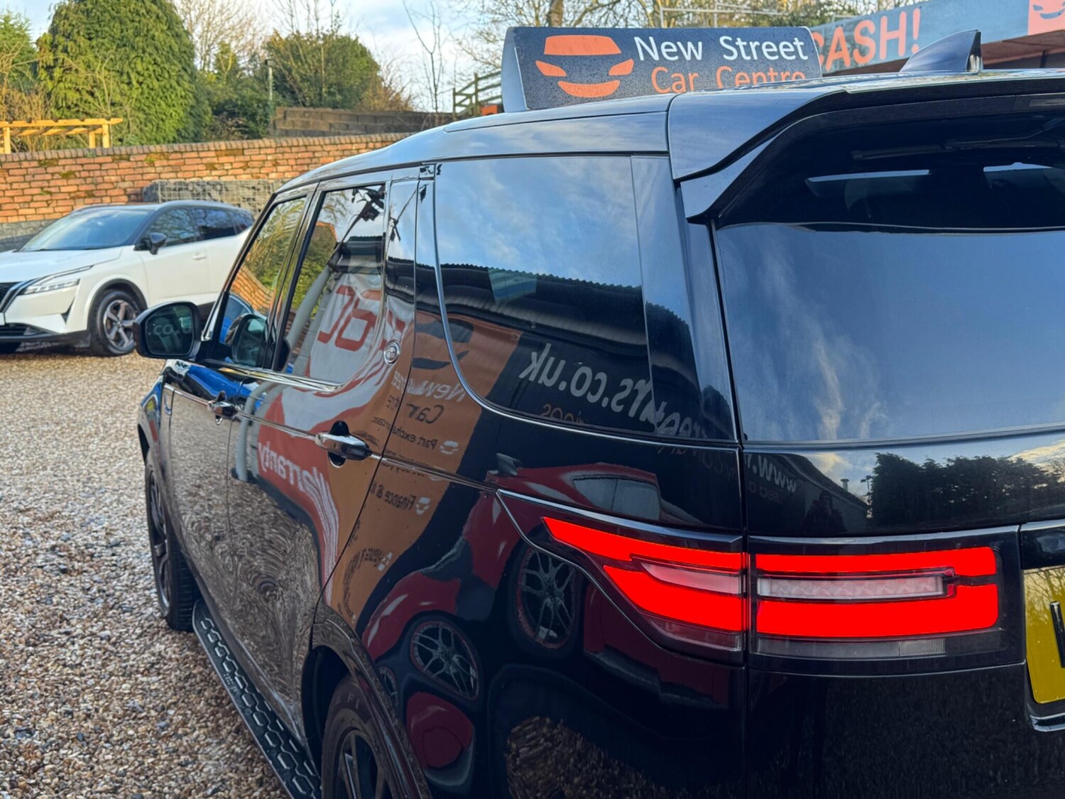 Used Land Rover Discovery 2020 for sale - 77524740: Photo 14