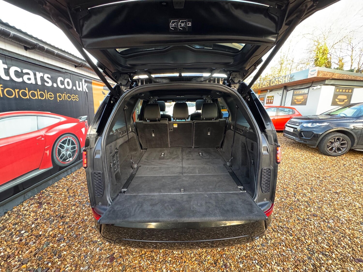 Used Land Rover Discovery 2020 for sale - 77524740: Photo 40