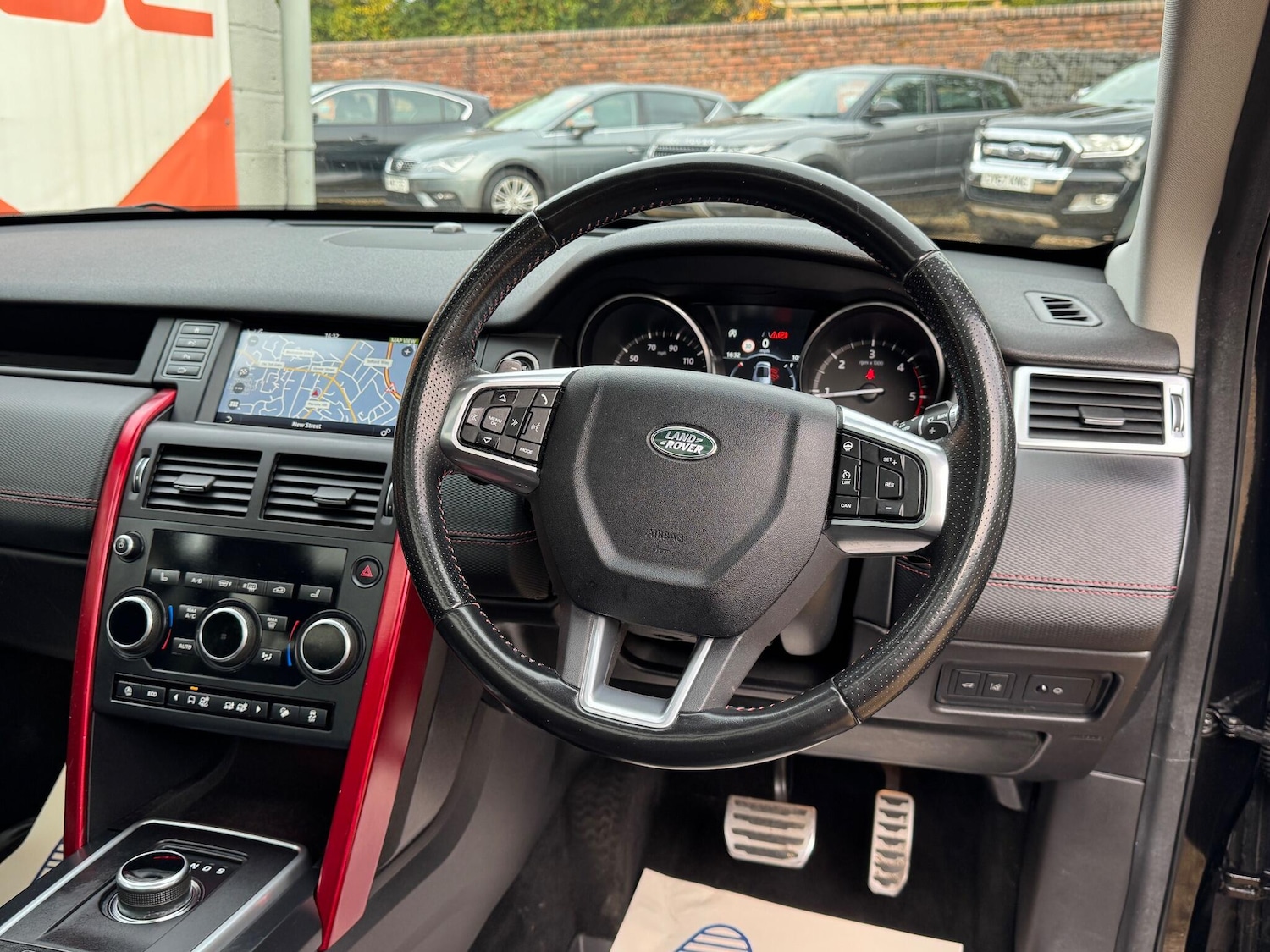 Used Land Rover Discovery Sport 2018 for sale - 76349429: Photo 67