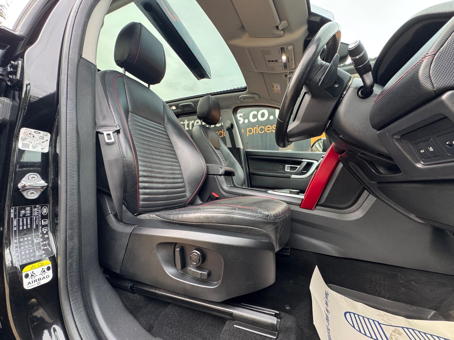 Used Land Rover Discovery Sport 2018 for sale - 76349429: Photo 74