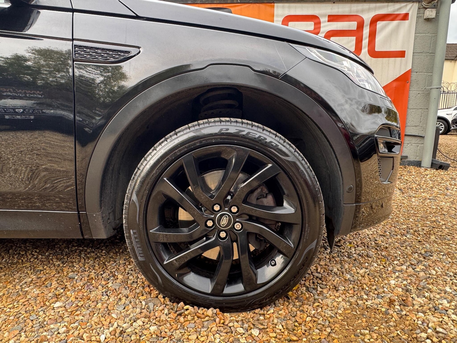 Used Land Rover Discovery Sport 2018 for sale - 76349429: Photo 76