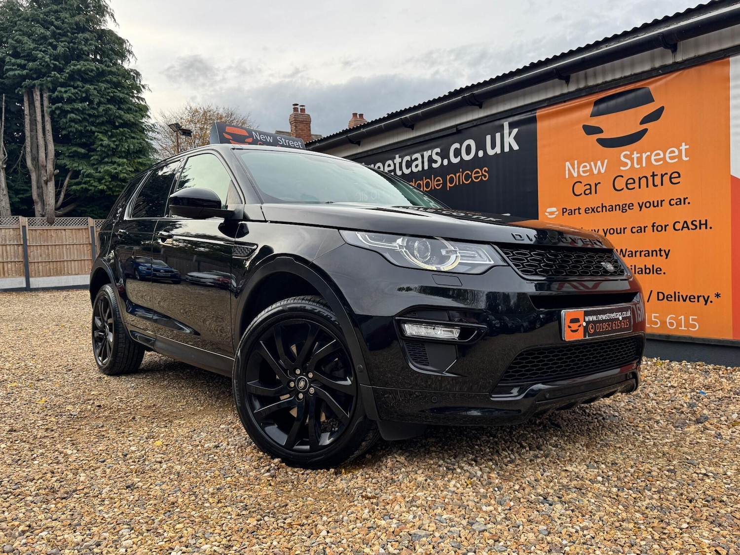 Used Land Rover Discovery Sport 2018 for sale - 76349429: Photo 79
