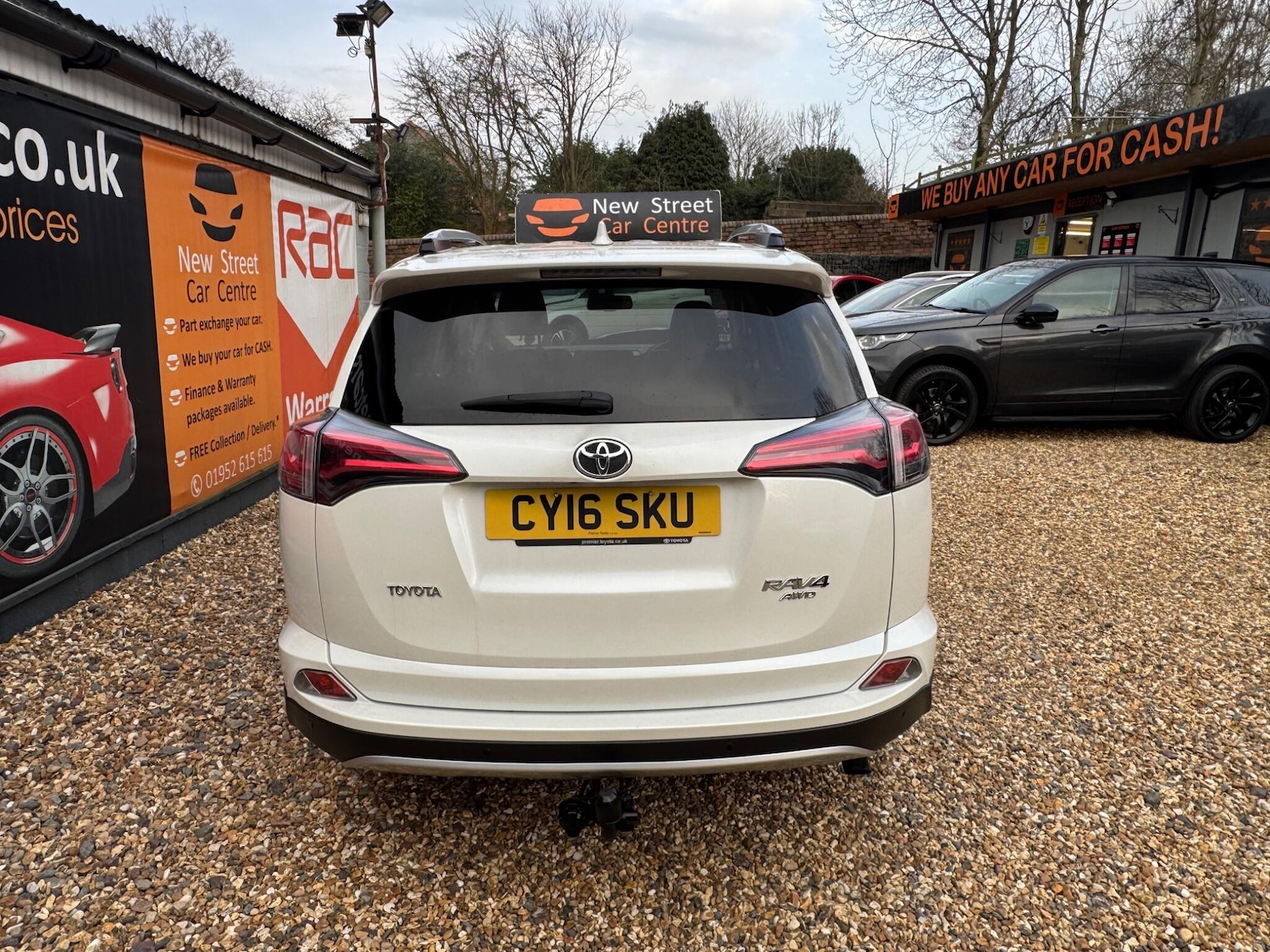 Used Toyota RAV4 2016 for sale - 77768522: Photo 13