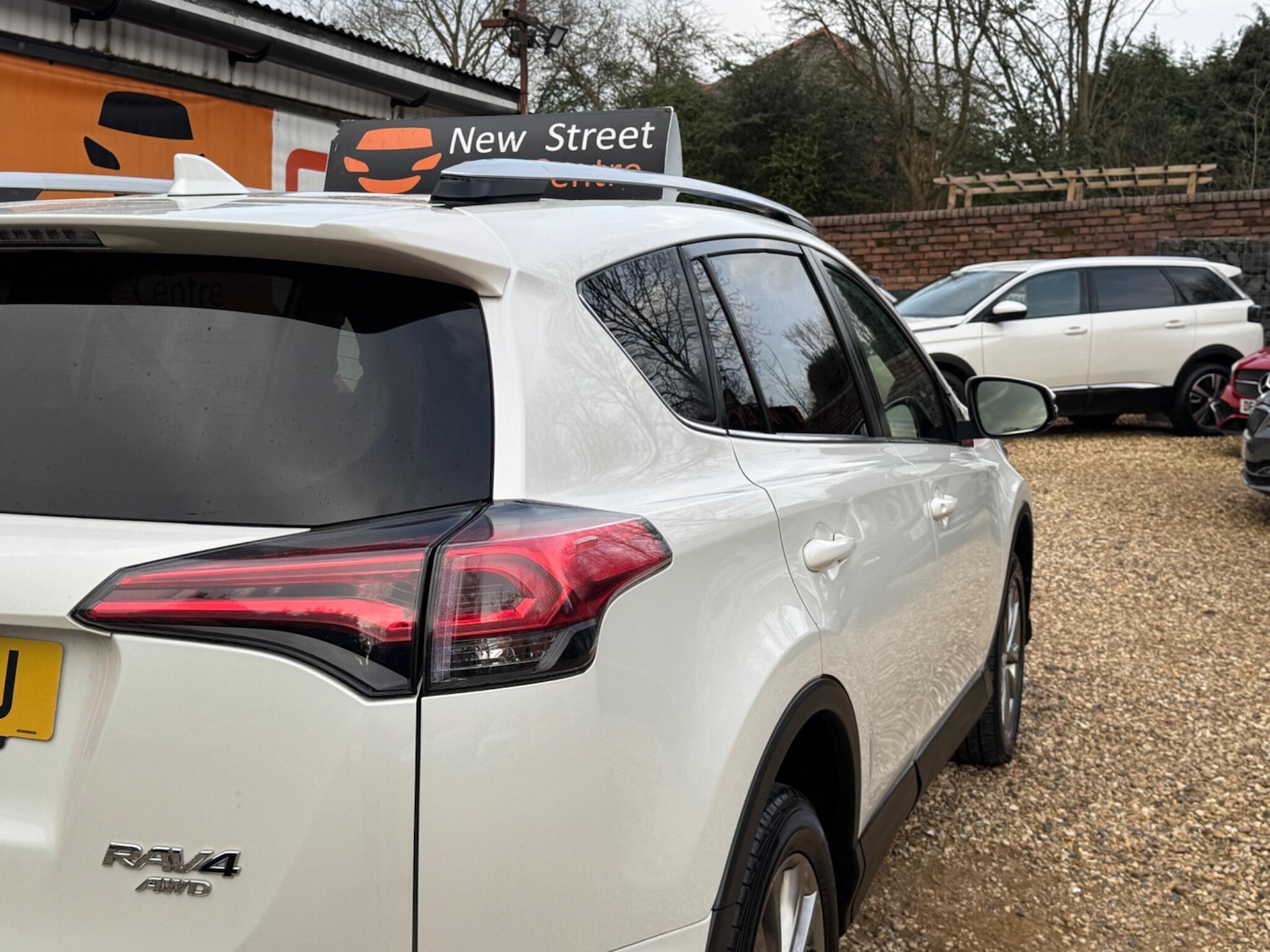 Used Toyota RAV4 2016 for sale - 77768522: Photo 14