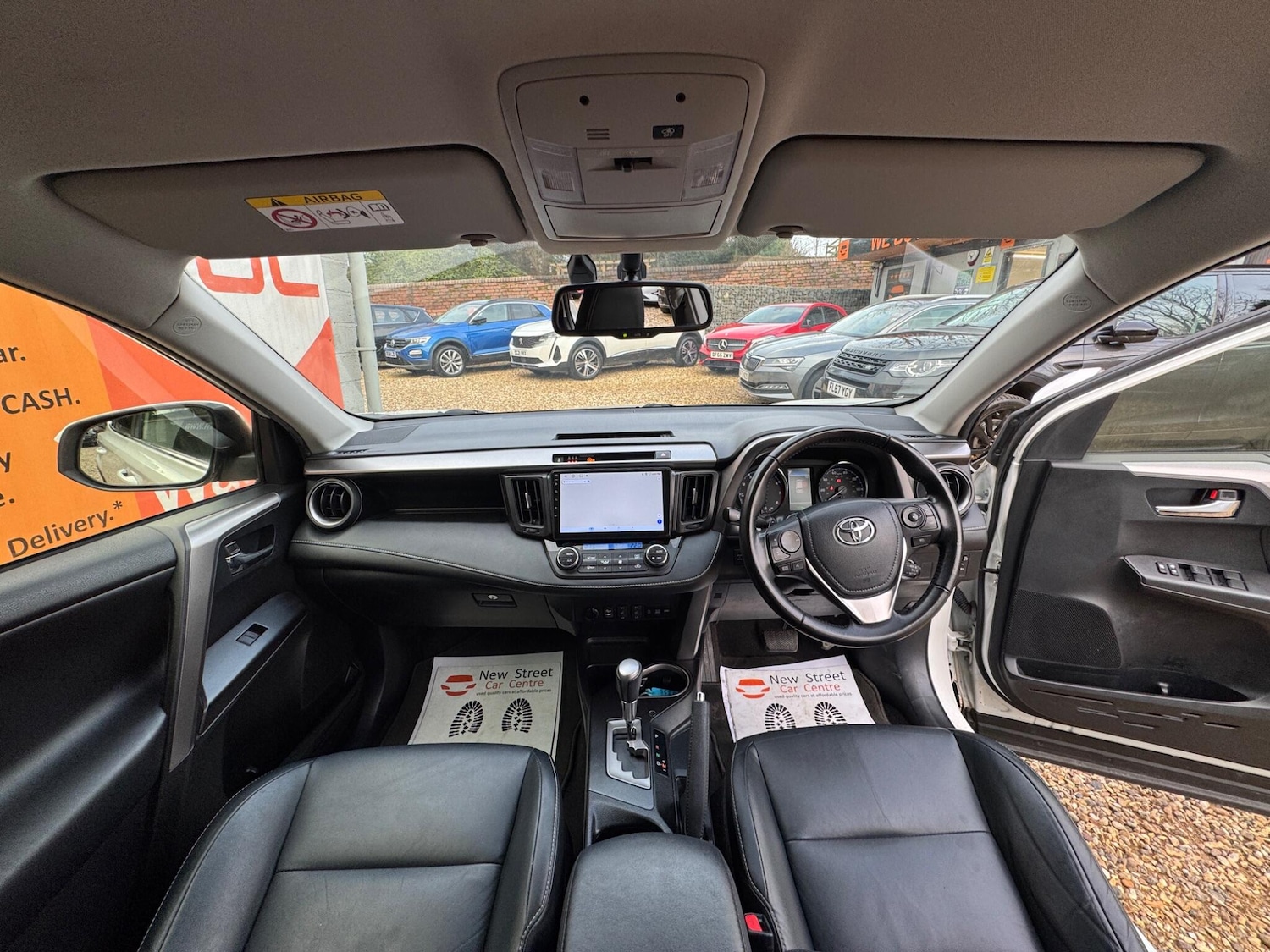 Used Toyota RAV4 2016 for sale - 77768522: Photo 2