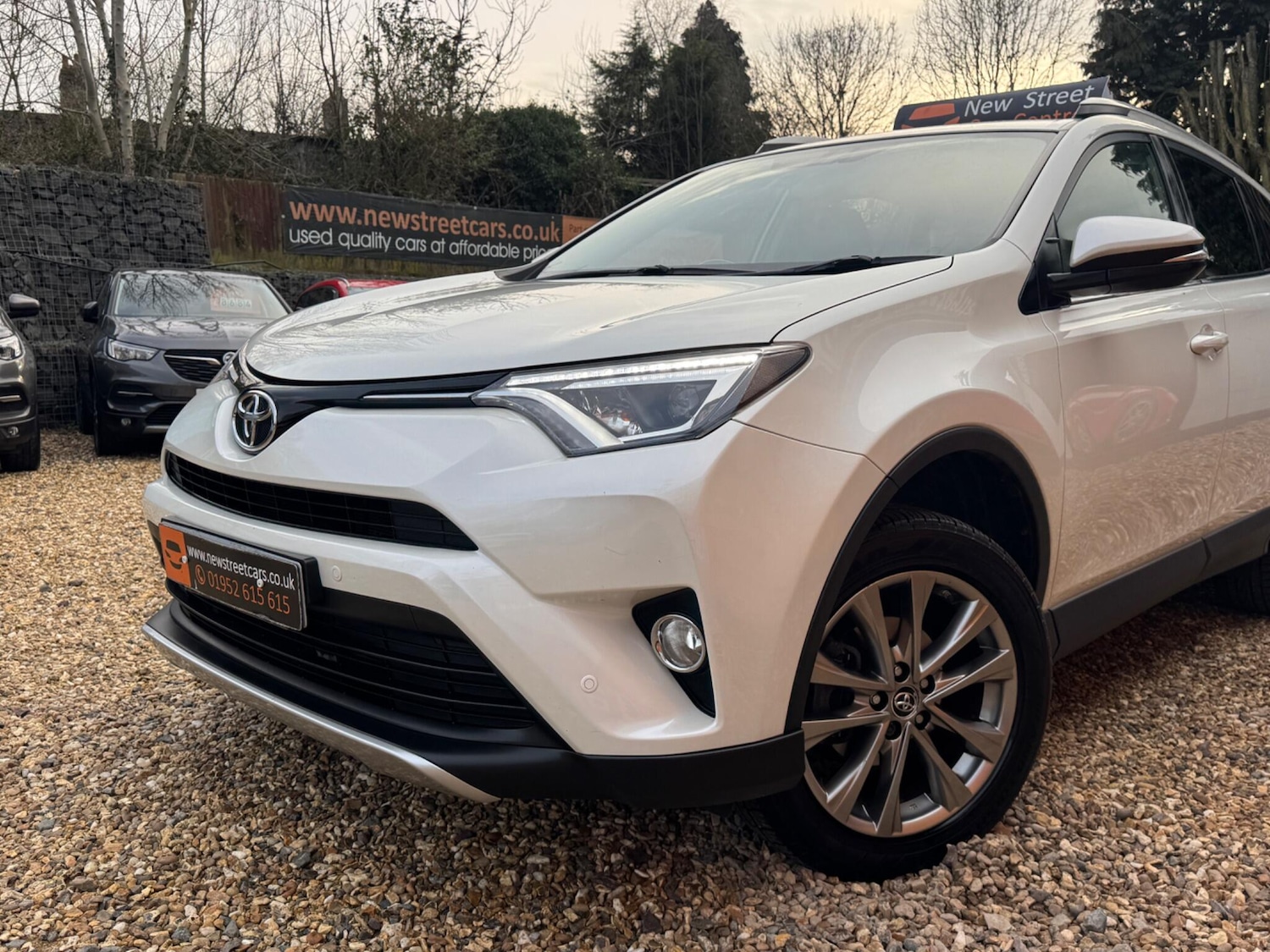 Used Toyota RAV4 2016 for sale - 77768522: Photo 25