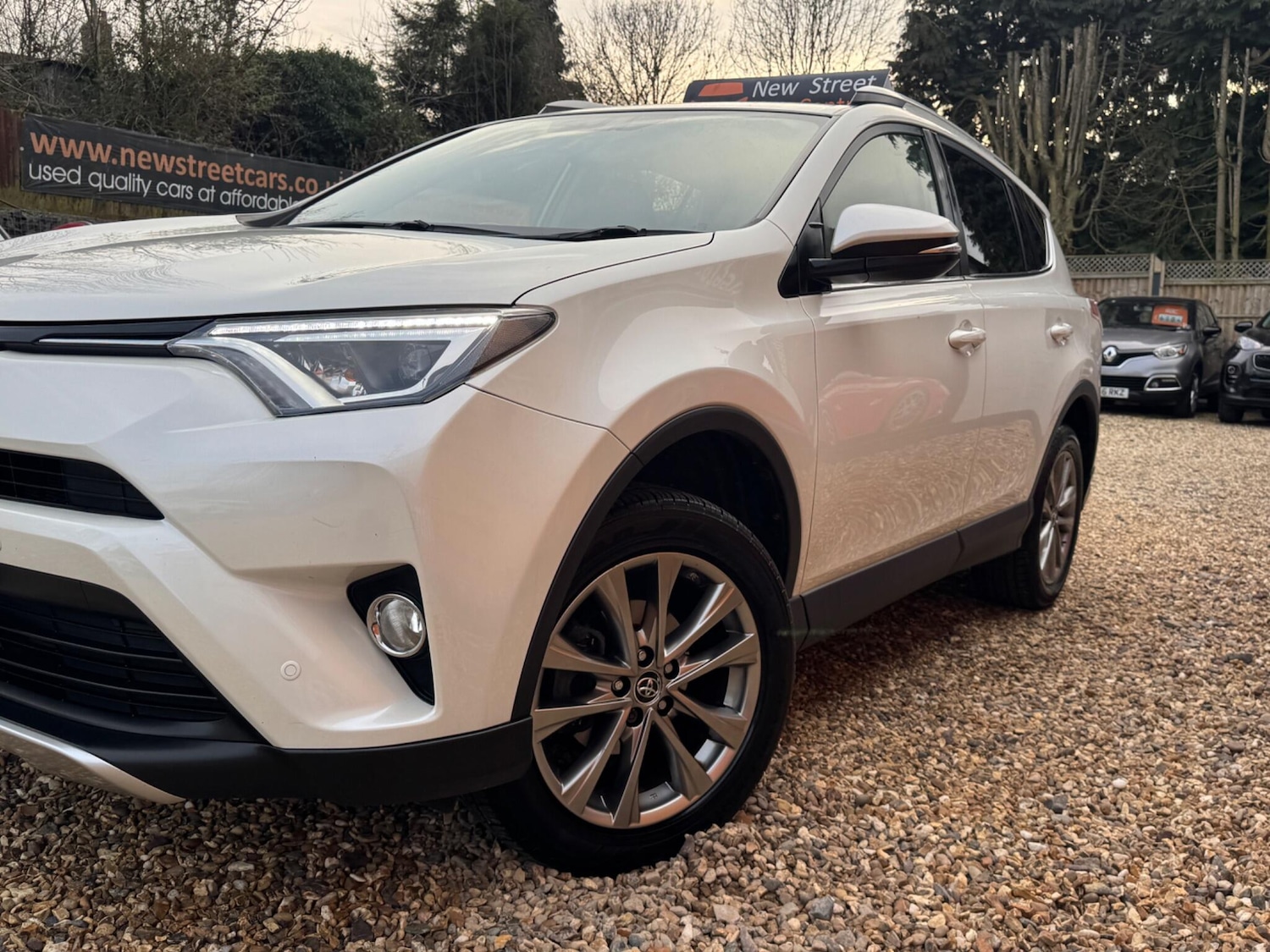 Used Toyota RAV4 2016 for sale - 77768522: Photo 30