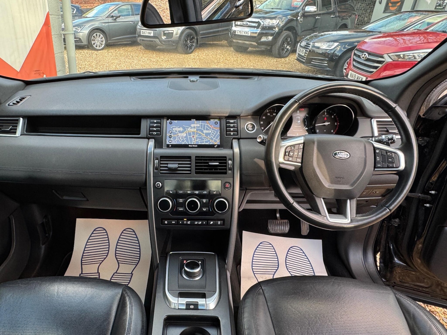 Used Land Rover Discovery Sport 2019 for sale - 76377498: Photo 15