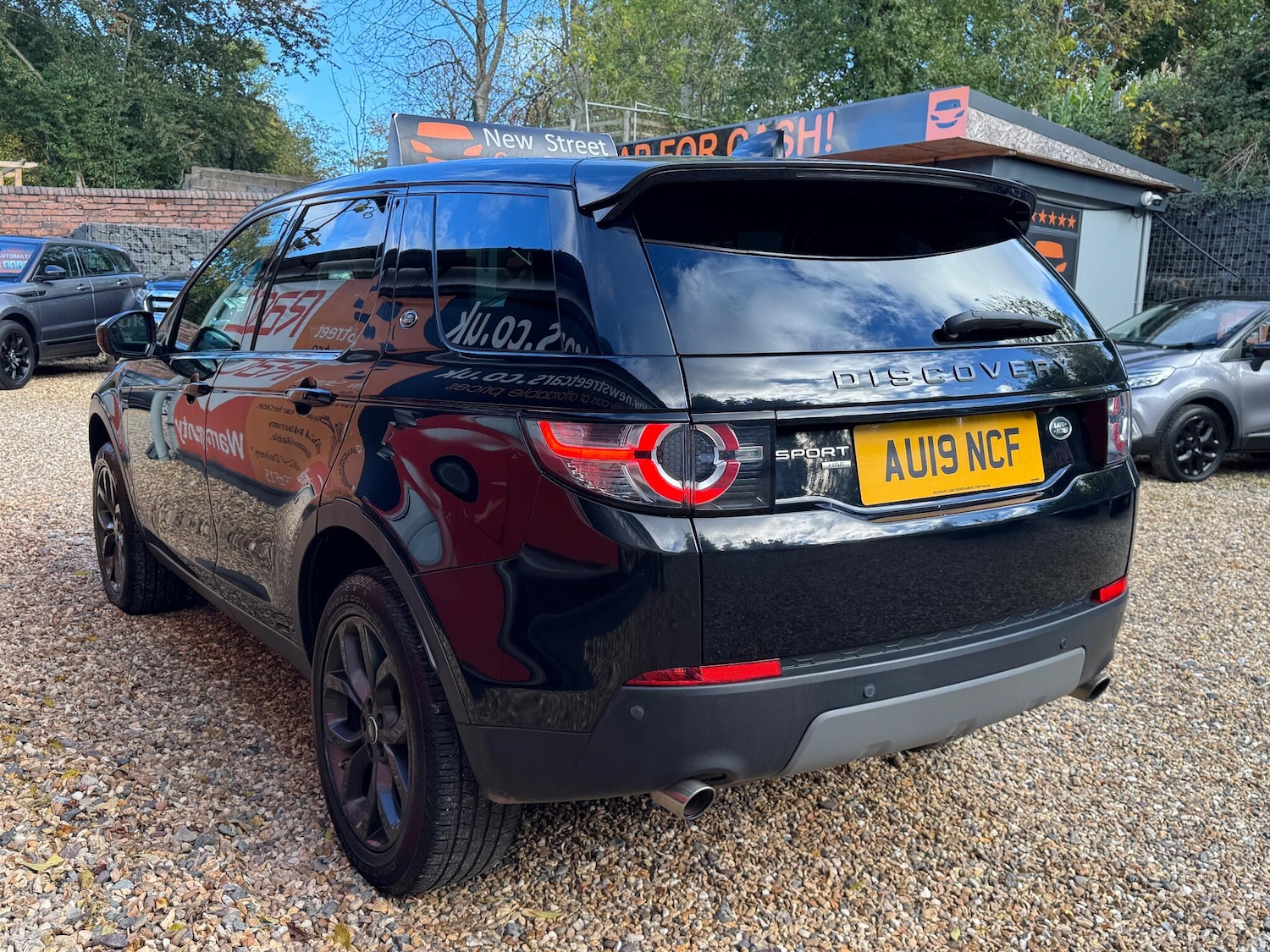 Used Land Rover Discovery Sport 2019 for sale - 76377498: Photo 25