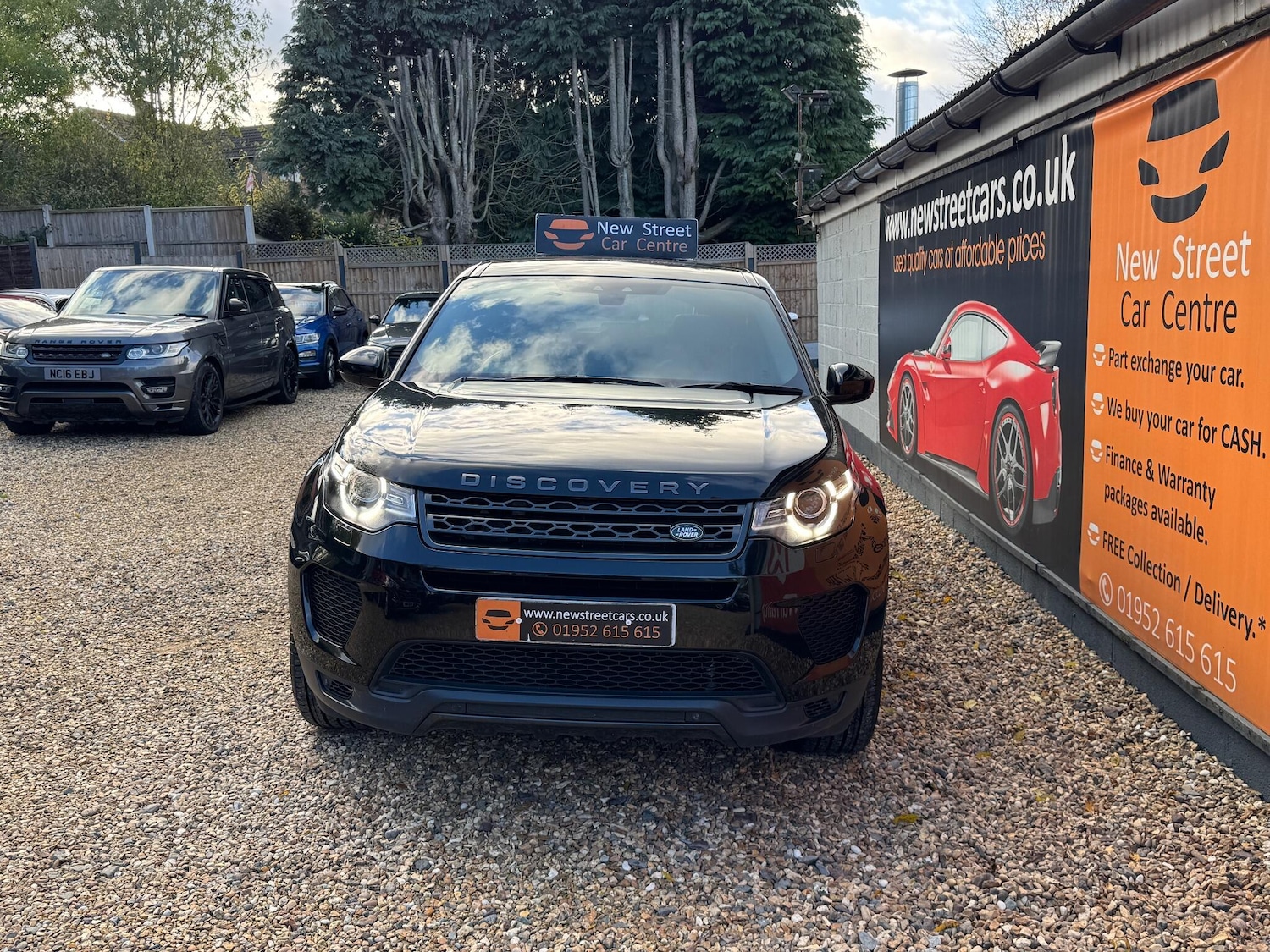 Used Land Rover Discovery Sport 2019 for sale - 76377498: Photo 4