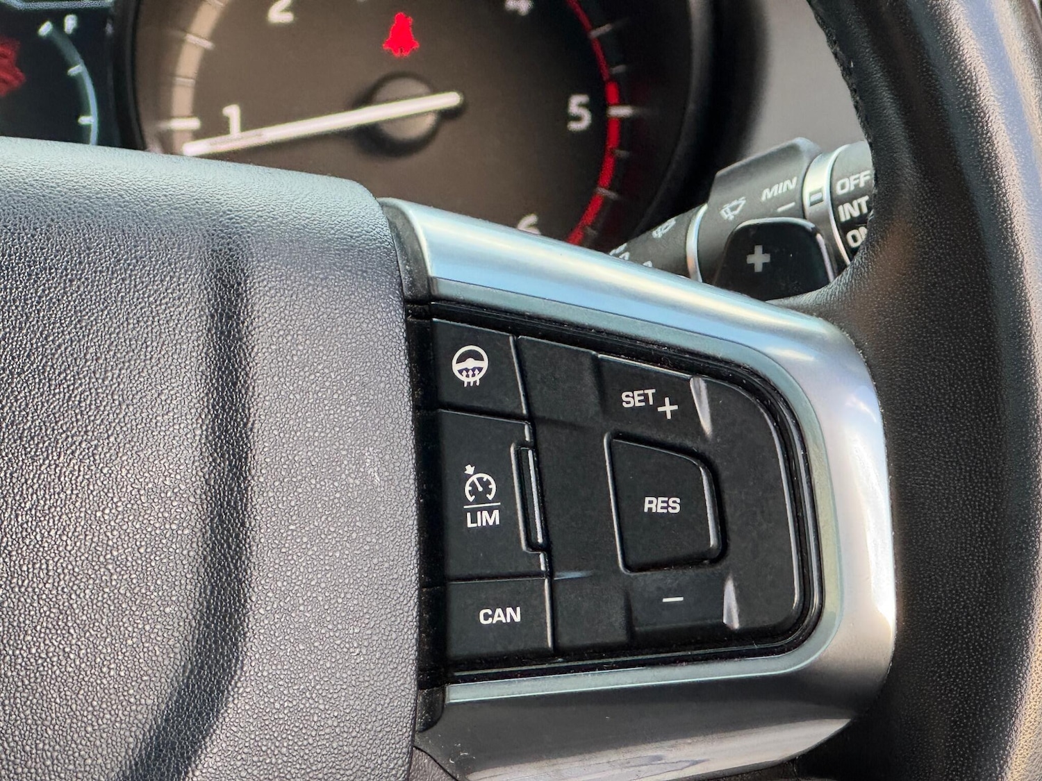 Used Land Rover Discovery Sport 2019 for sale - 76377498: Photo 62
