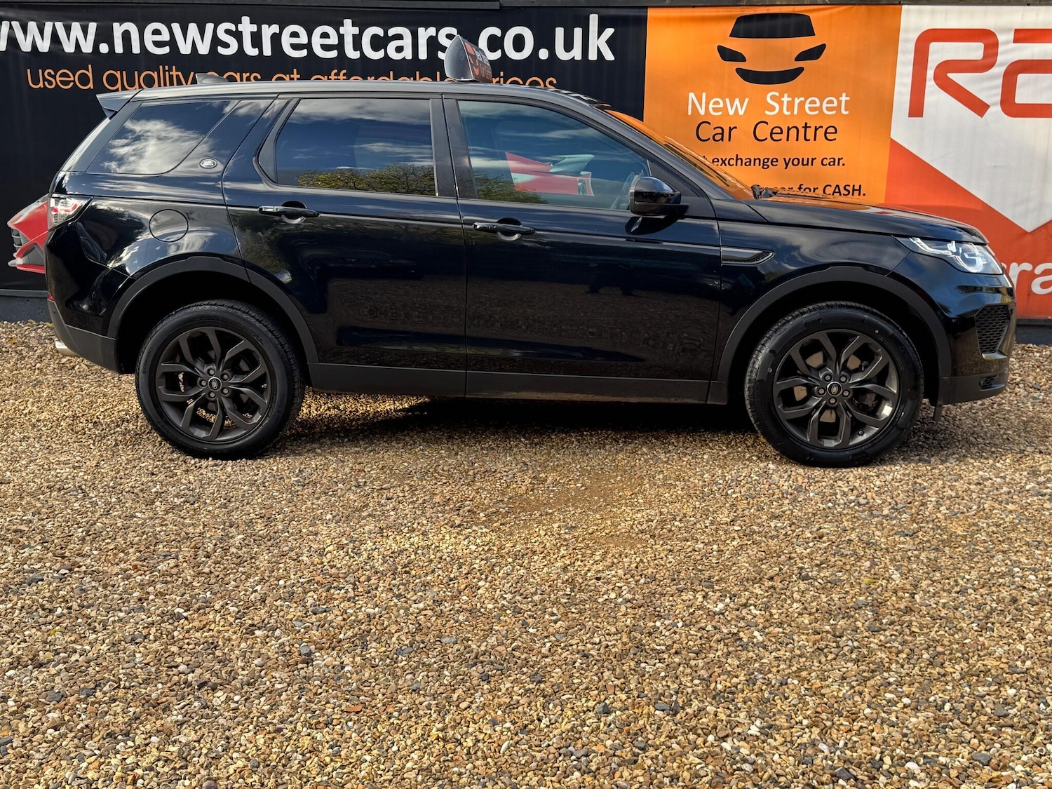 Used Land Rover Discovery Sport 2019 for sale - 76377498: Photo 7