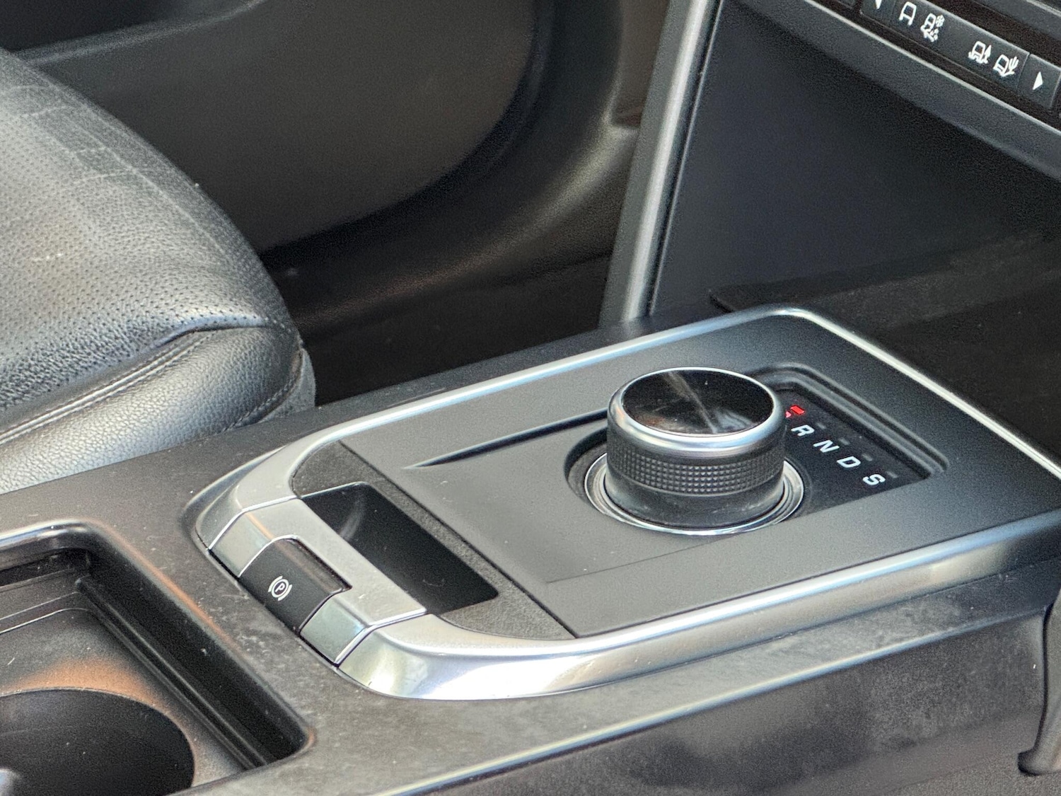 Used Land Rover Discovery Sport 2019 for sale - 76377498: Photo 72