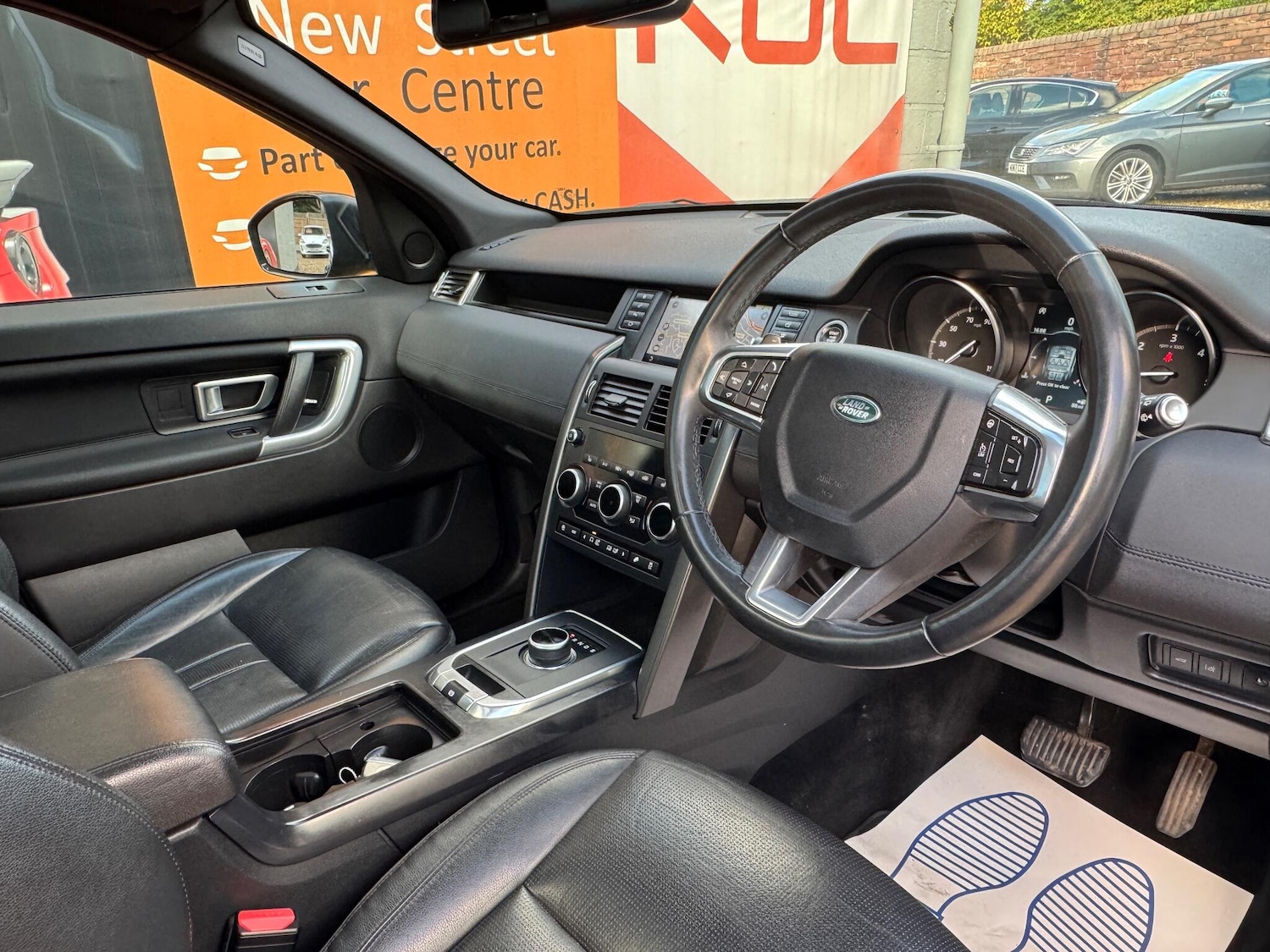 Used Land Rover Discovery Sport 2019 for sale - 76377498: Photo 73