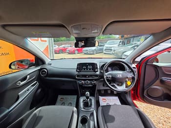 Used Hyundai KONA 2018 for sale - 79601922: Photo