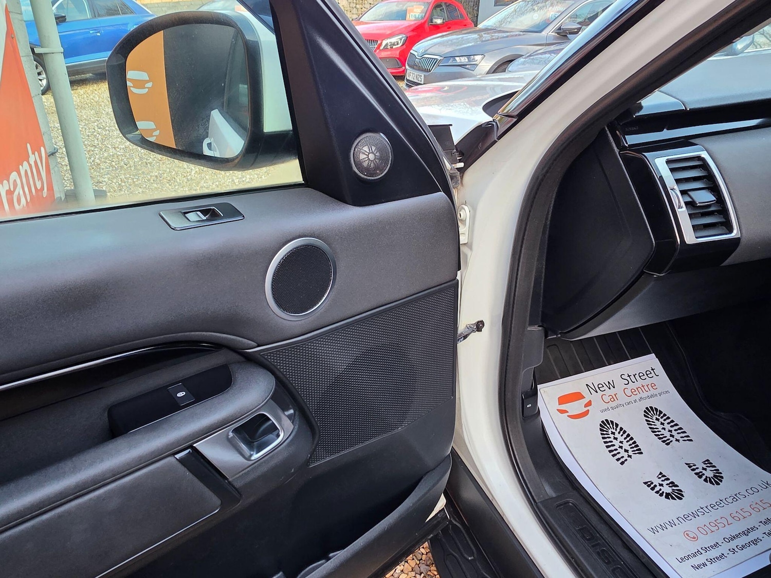 Used Land Rover Discovery 2019 for sale - 78019251: Photo 35