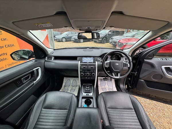 Used Land Rover Discovery Sport 2018 for sale - 76260183: Photo 2