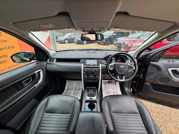 Used Land Rover Discovery Sport 2018 for sale - 76260183: Photo 2