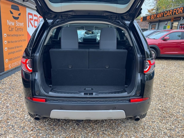 Used Land Rover Discovery Sport 2018 for sale - 76260183: Photo 45