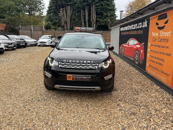 Used Land Rover Discovery Sport 2018 for sale - 76260183: Photo 4